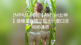 超爽母子乱伦大屌儿子用鸡巴征服极品美母，近距离看着大鸡巴插入美母逼逼内！