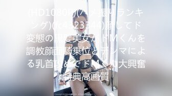 大逼少妇精彩展示，全程露脸抠逼玩弄高潮喷水不断