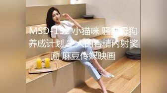 【花花】给爸爸的礼物，竟是乖巧女儿的悉心照顾