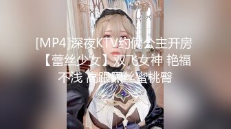 【新片速遞】 “淫荡对话超级搞笑”十个眼镜九个骚⚫️白皙露脸骚女勇挑4位大汉4P淫乱现场，有肏的有撸的全部动起来[2370M/MP4/03:00:22]