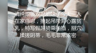 酒店约操极品美女双腿夹着头舔逼69姿势骑在脸上,扛起美腿爆操骚逼