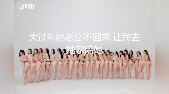 小妹爱爸爸漏脸极品哺乳期的小少妇伺候大哥啪啪，超骚的舔弄大鸡巴深喉口交，无套激情上位，让大哥射逼里.mp4