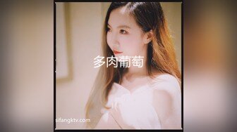 最新汤上莱卡摄影师众筹视图版 爆乳纹身混血名模与摄影师激情互动