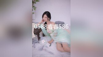 [MP4/ 625M] 黑丝人妻3P 被无套爆菊花 屎都操出了 鸡吧舔干净了再继续操 屁眼都操肿了