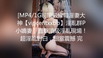 漂亮健身美眉吃鸡啪啪 练的不错教练奖励个大棒棒 皮肤白皙 小嫩乳小粉穴 白浆直流 被无套输出